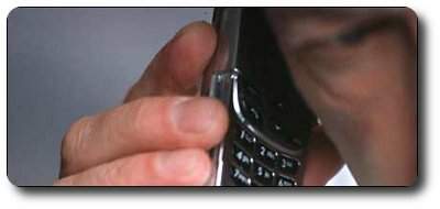 hablar por teléfono