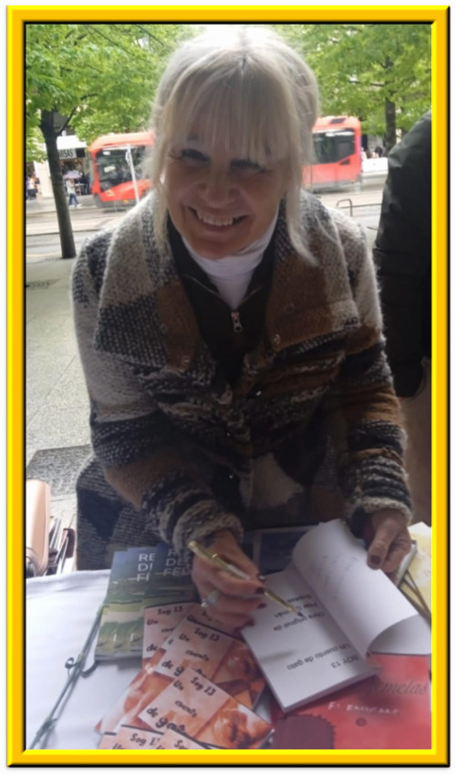 Pilar Guzman, firma de libros