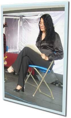 Adriana Tafoya, poeta
