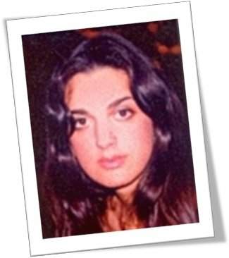 Izara Batres, escritora