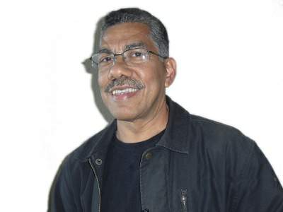 R&oacute;mulo Bustos, poeta