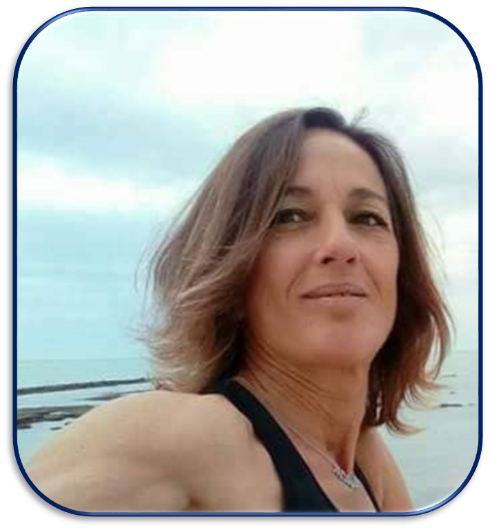 Maria de los Angeles García , poeta
