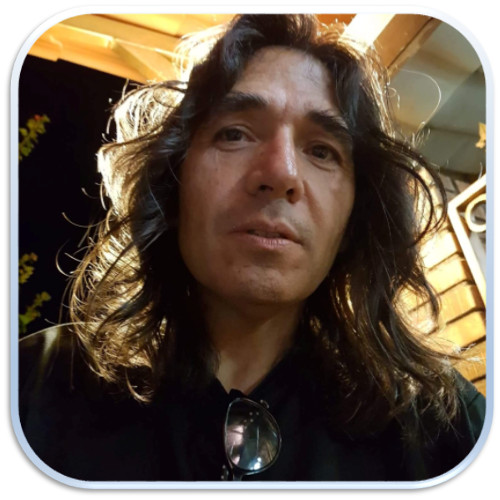 El escritor y poeta Fausto Vonbonek