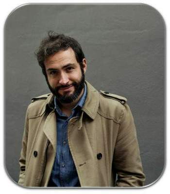 Javier Vicedo Al&oacute;s  , Poeta y escritor
